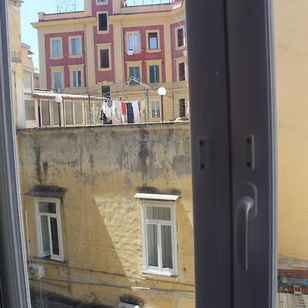 Casa Laura Oliva Mancini Bed & Breakfast Naples Exterior photo