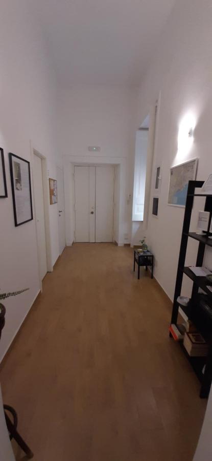 Casa Laura Oliva Mancini Bed & Breakfast Naples Exterior photo