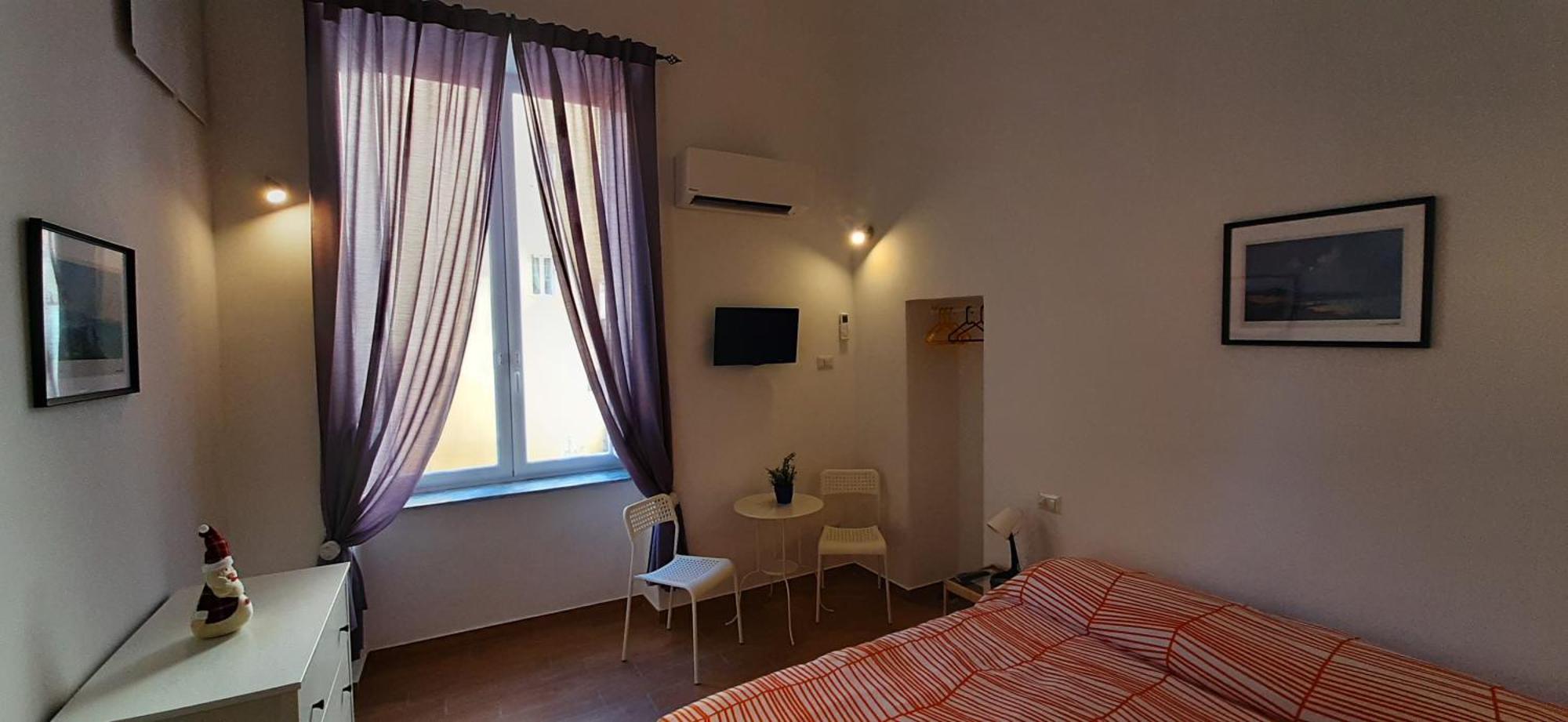 Casa Laura Oliva Mancini Bed & Breakfast Naples Room photo